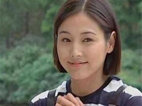 她红过李小璐，嫁《余罪》中的傅老大，今豪车出行，女儿长这样！