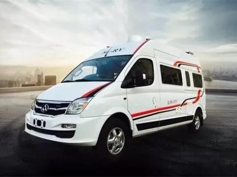 堪称功能最齐全的房车，国五排放蓝牌C照可驾驶，还是自动挡