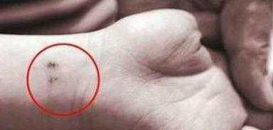 07 &nbsp;南京栖霞爱德美幼儿园，老师殴打3岁男童