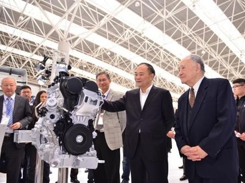 重磅！未来科技！不加油不充电，一公里两毛钱！看吉利新能源汽车