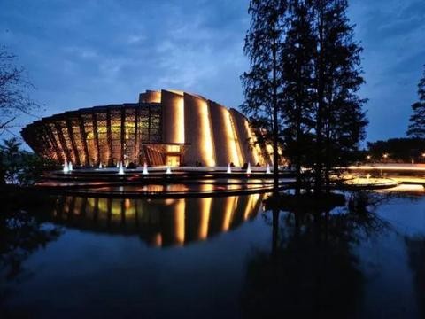 人机互动新境界，全新绅宝D50正式上市