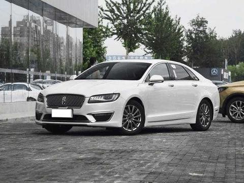 整车进口, 2.0T, 按键挂挡, 优惠后跌破25万, 全方位秒杀奔驰C