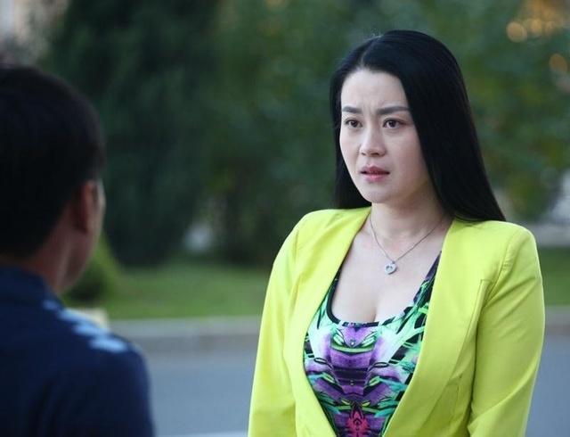 赵本山徒弟田娃曝关婷娜现状,老公是土豪听说离了