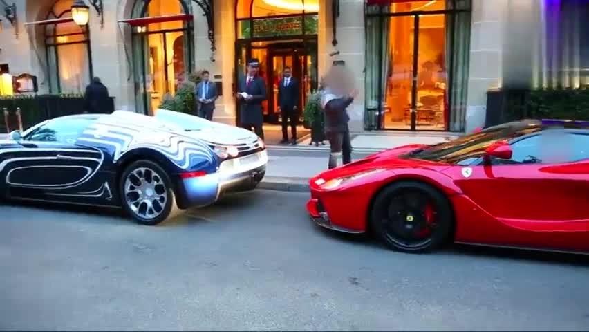 豪车间的小摩擦：布加迪跑车碰伤法拉利跑车的前唇，求赔偿额度