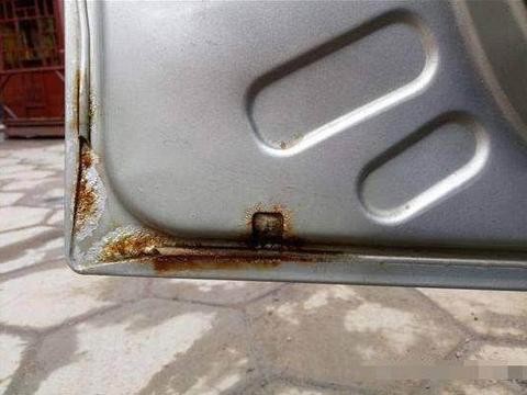 不看质量只看“锈”，这款车“锈”出了新高度，旗下多辆车生锈！