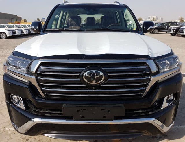 中东版酷路泽5700价格 越野之王奢华硬气