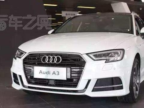 一辆减配到连多功能方向盘都没有的豪车, 4个圈又怎样,13万又何妨