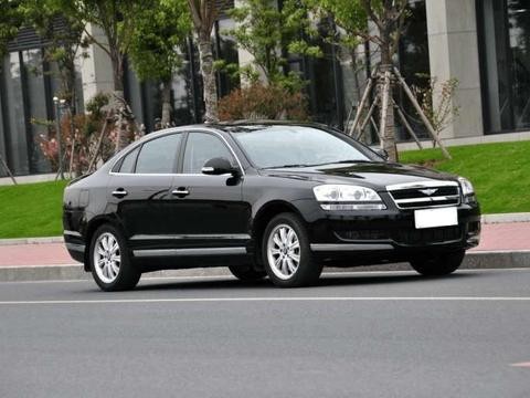 远看都说是宾利, 实则是国产高端车, 可惜如今已停产