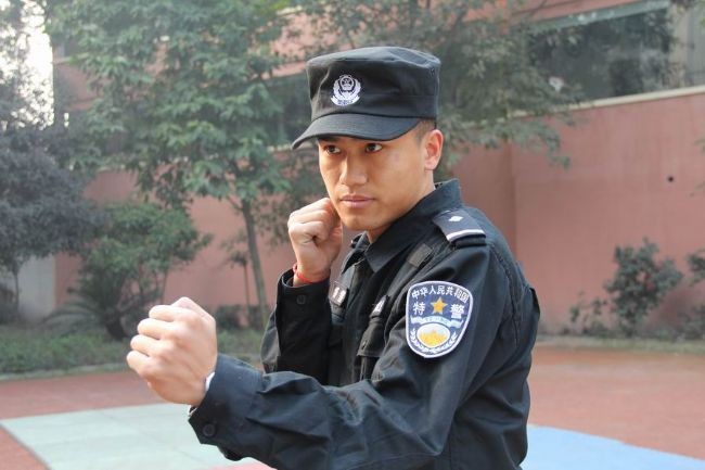 辅警= 临时工?