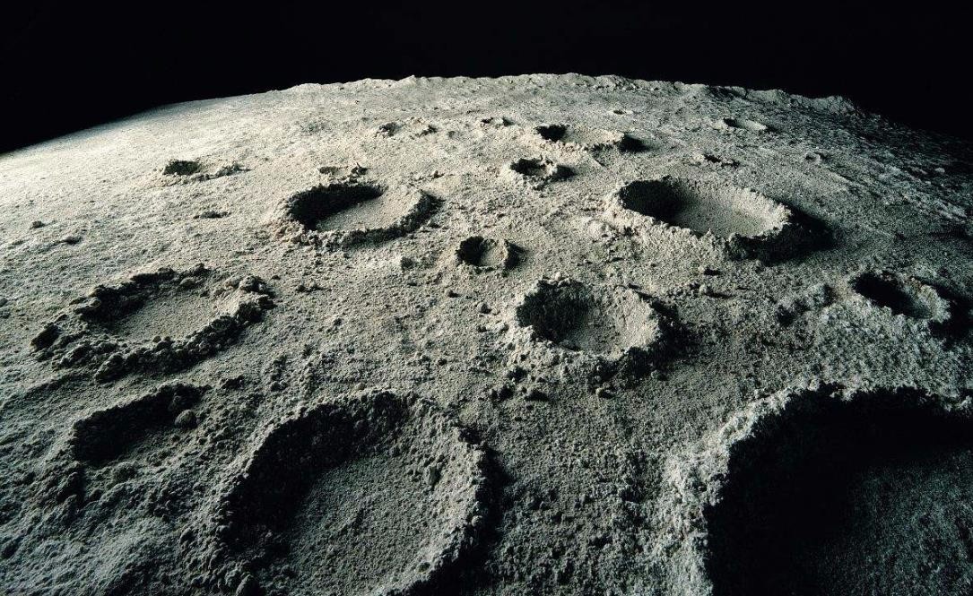 月球藏神秘巨大空洞 可当基地?美国nasa将发射探查火箭