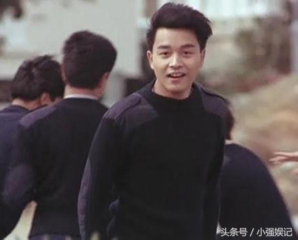 娱乐圈曾被怀疑为同性恋的10大男星，哪几位是真的？