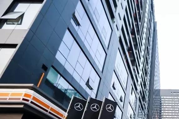 奔驰牵手国航驾临青城——“畅行·尊享”极致体验成都站圆满落幕