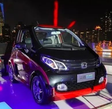 新车丨万能“小精灵”来袭，2018款众泰E200升级上市