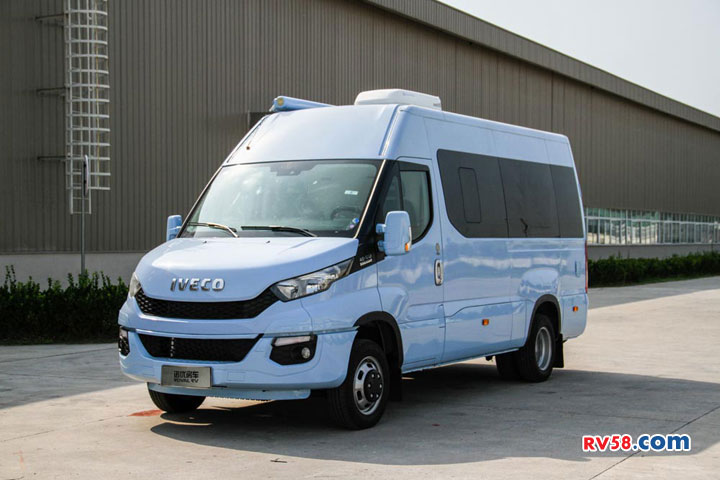 诺优进口依维柯B型房车 双十一降价6万元