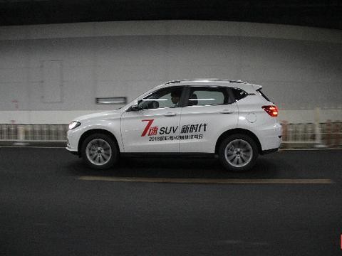 国产神车中的后起之秀 试“大钢炮”哈弗H2