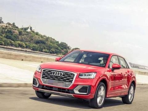 奥迪终于坐不住，搭2.0T发动机油耗5L，卖18万引爆小型SUV市场