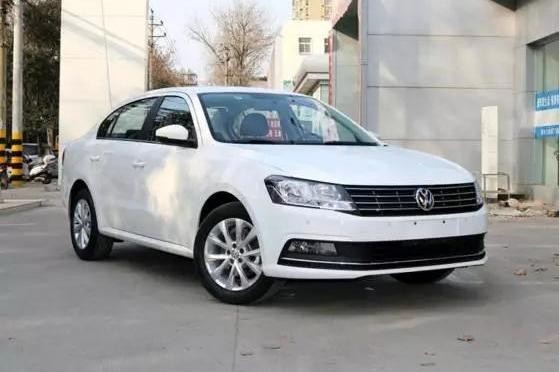 有说外观帅、有说内饰差，有说操控好，福克斯到底怎么样？