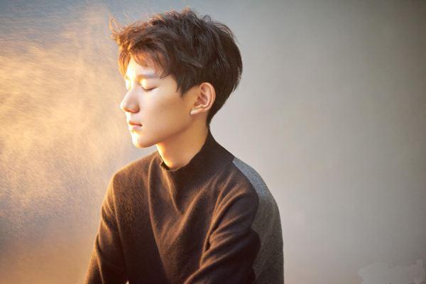 范冰冰签约王源,李冰冰签约王俊凯,易烊千玺却