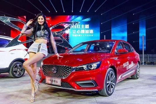 颜值不输阿特兹，6秒破百比思域性能好，名爵6却依旧难火！