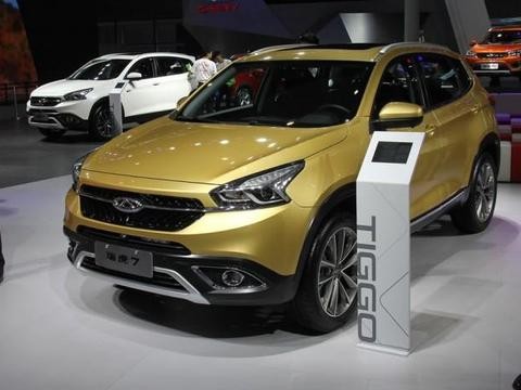2018款瑞虎7上市，搭载1.5T涡轮增压发动机，售价9.79万起