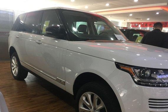 17款路虎揽胜行政版 优雅中不失霸气