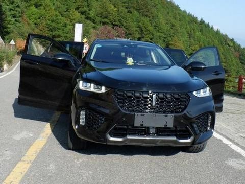 长城汽车的WEY VV7s提车了，外观很霸气，让合资车都汗颜！