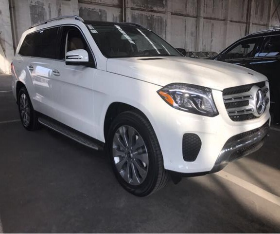 2018款奔驰GLS450多少钱美规版奔驰GLS450配置性能双11优惠万元