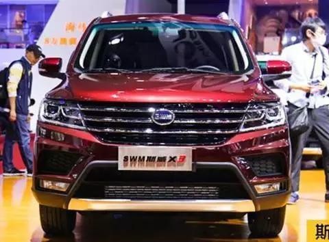 比宏光大一圈，后座放平就是床，不到6万能买7座SUV，很划算