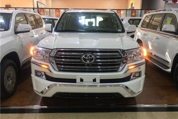 18款酷路泽4000全新升级 越野终极向往