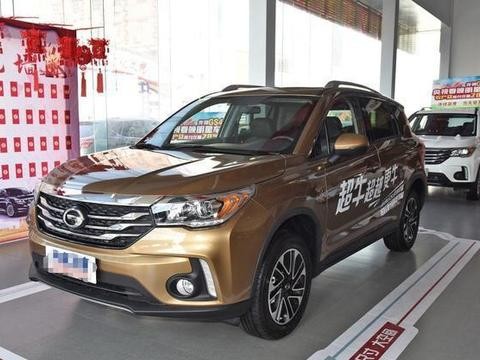 国产SUV广汽传祺GS4，外观帅气，配宝马内饰，销量挑战哈弗H6