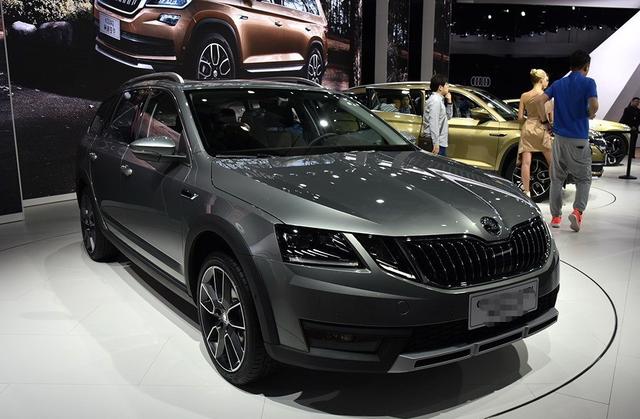 2018款斯柯达明锐-旅行车强势来袭，空间大配置多，给你开开眼界-新浪汽车