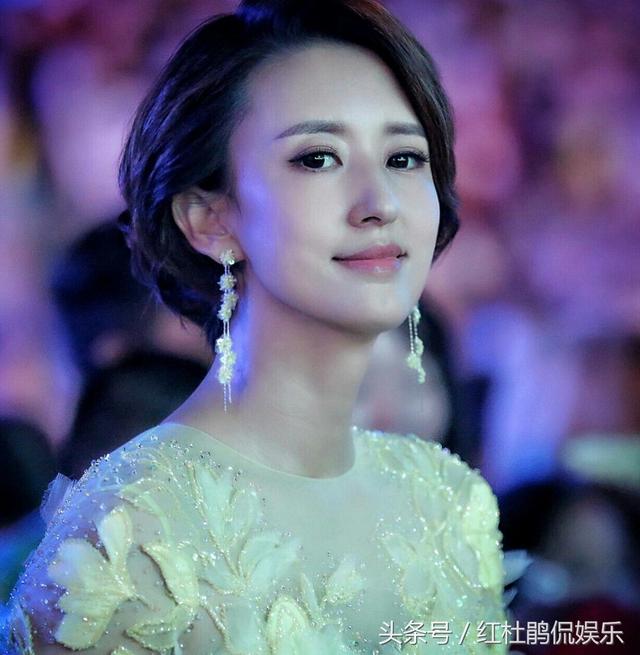 央视主持人张蕾亲自澄清网络误传老公不是富豪结婚也没跑车