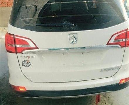 宝骏730去河边洗车，结果水库放水，车主当场脑子一片空白！