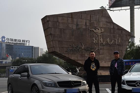 V8的咆哮 这是猛兽的喘息