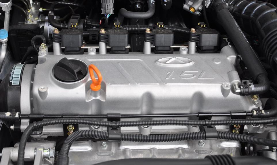 颜值内饰俱佳,搭性能最稳定发动机,跑一公里才