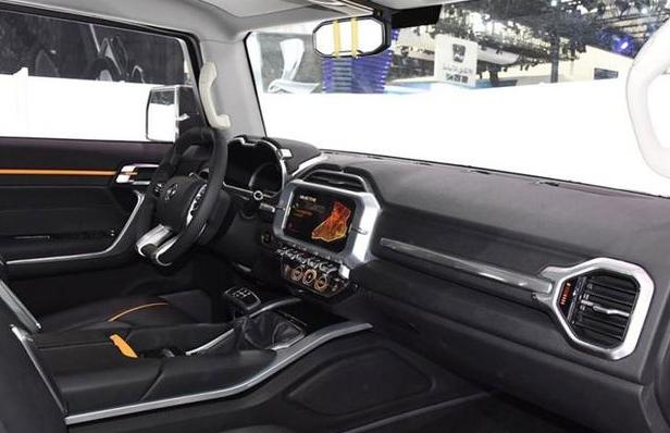 东风终于造了个好车!硬派设计不输BJ212,越野