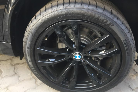 17款宝马X5加版3.0T M运动版强劲动力和动感的外观让你爱不释手