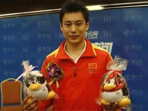 他是华谊新人，斥资2亿没捧红，今29岁豪车出行，发福成大叔！