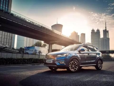 月销近3万！荣威RX5连创销量新高 闯入SUV销量前五！