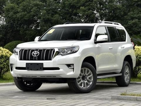 2018款的丰田普拉多是越野车之王！