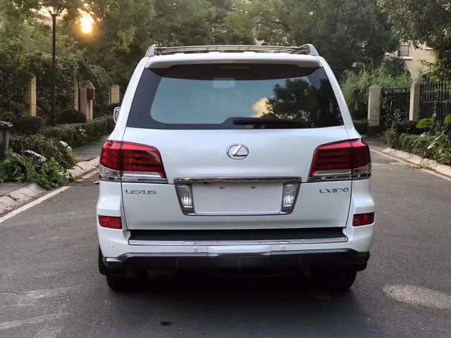 2018款全新雷克萨斯LX570油电两用车混合车