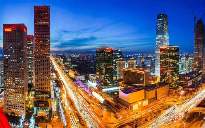 中国发展速度最快的大城市, 未来有望超越北上广, 值得期待!