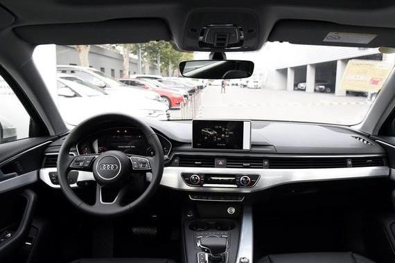 宾利同平台，刚上市遭遇滞销，如今降8万，吊打宝马3系和奔驰C级