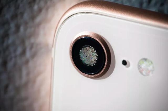 iPhone X防水测试完爆iPhone 8:入水28分钟就