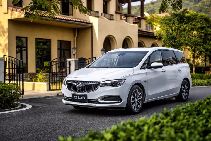 体验完别克GL6真实的三缸抖动和第三排,再看