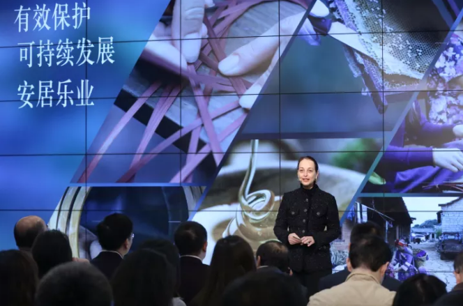 千亿双十一让全球狂欢?但这笔小生意却被联