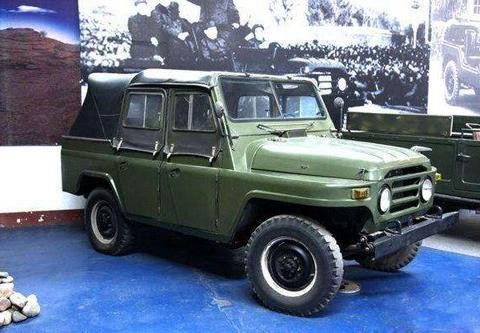 北汽BJ212吉普 硬汉外表越野极佳 就是爱坏