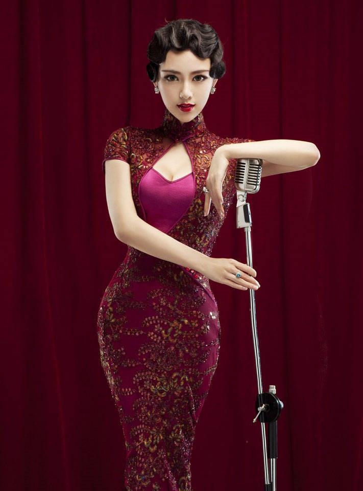 老上海滩百乐门歌舞团紫色性感写真,浓浓的复古风美女美女眼影图片