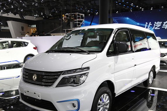 风行菱智M5 EV广州车展上市 续航200km