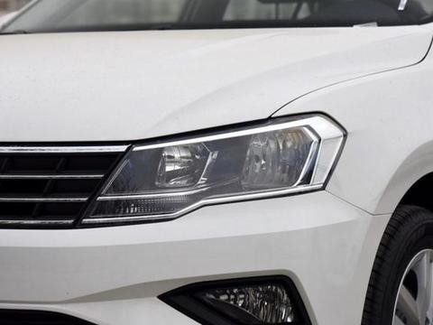 国内卖了20多年，10月销量力压朗逸英朗卡罗拉，牌子比丰田硬